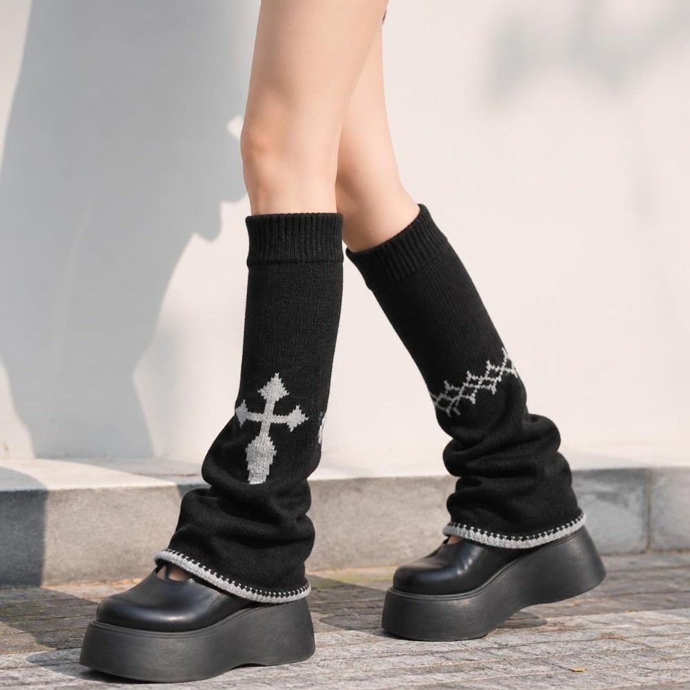 Alt Style Asymmetric Knit Leg  - Boot Sock Slouchy 评论和价格